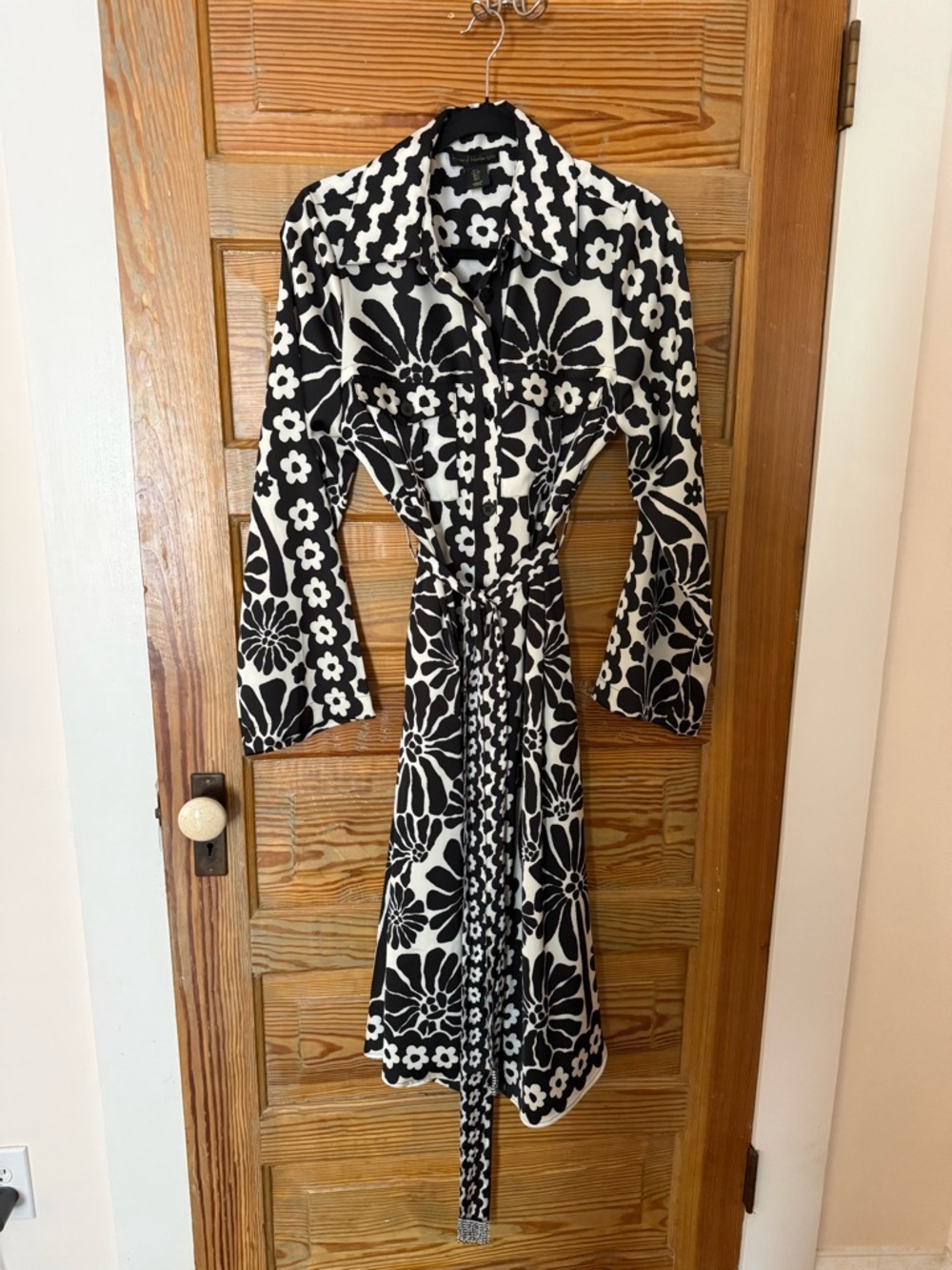 House of Harlow 1960 Floral Midi Dress Small Black White Beaded Tassel Belt